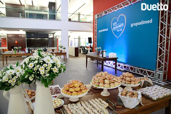 Café da manhã para os colaboradores do Grupo Dimed no evento realizado pela Duetto - Agência de eventos corporativos do Rio Grande do Sul