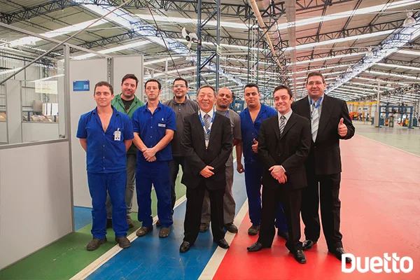 Funcionários da Fujikura Cabos no evento de inauguração organizado pela Duetto agência de eventos de Porto Alegre