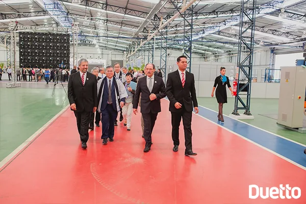 Governador do Estado José Ivo Sartori no evento de inauguração da nova fábrica organizado pela Duetto agência de eventos de porto alegre rs